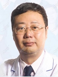 深圳鹏爱医疗美容医院副院长 李罡